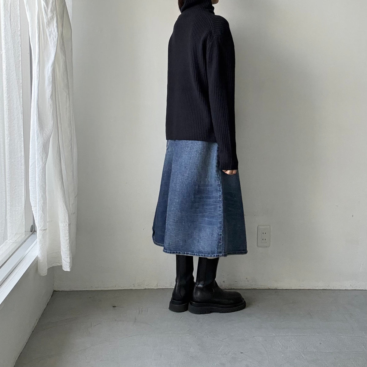 homspun メリノウールリブタートルセーター　ブラック