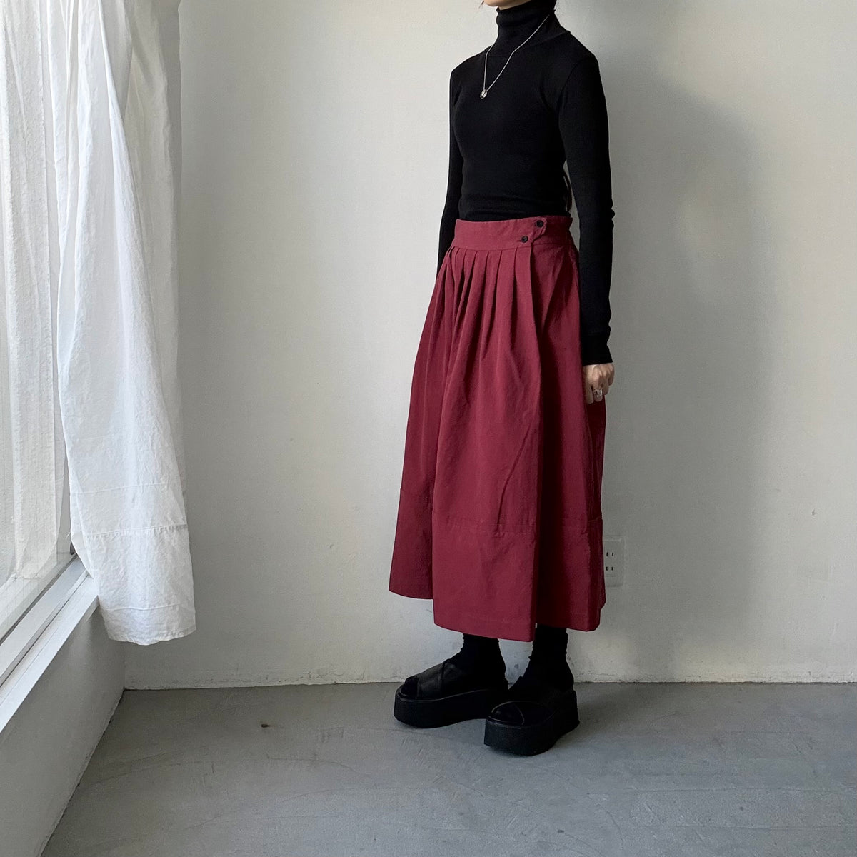 MAGALI オールドコットンラップ風スカート　レッド