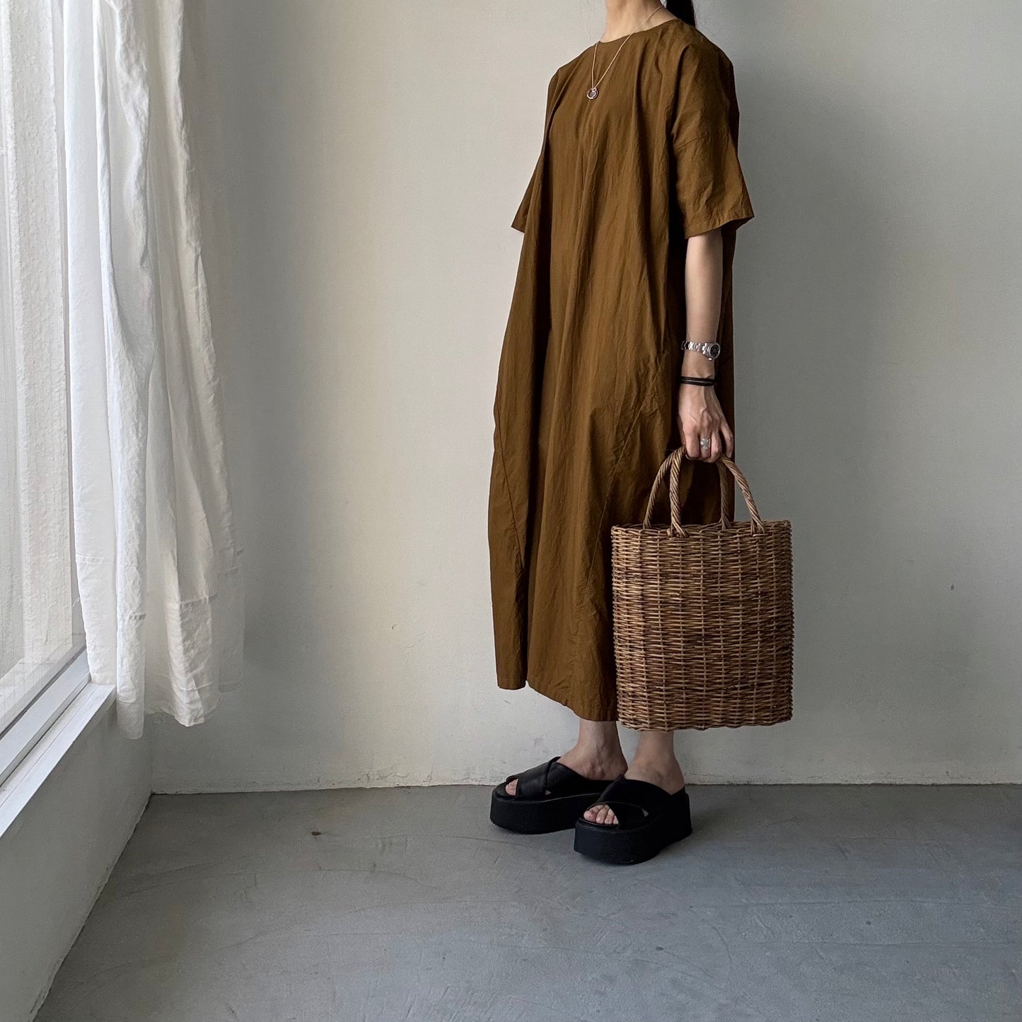 R&D.M.Co  シュリンクコットンガーメントダイバギードレス　ブラウン