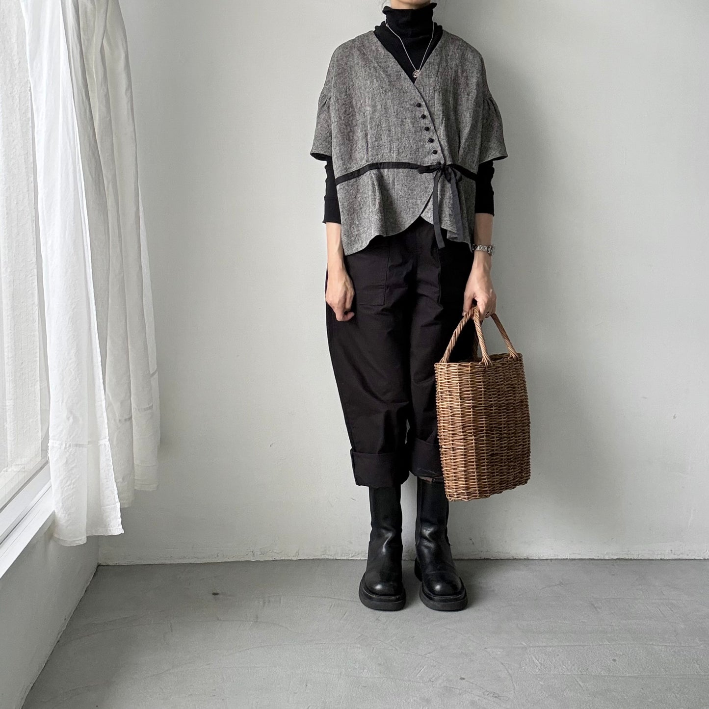 MAGALI  トリプルウォッシュリネンカシュクールジレ　フォグブラック