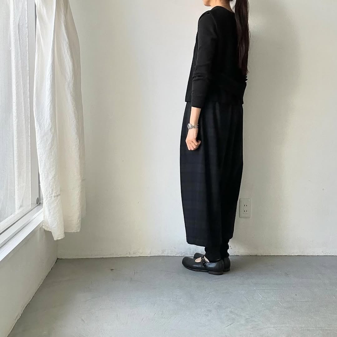 atelier naruse ウールフラノガウチョパンツ