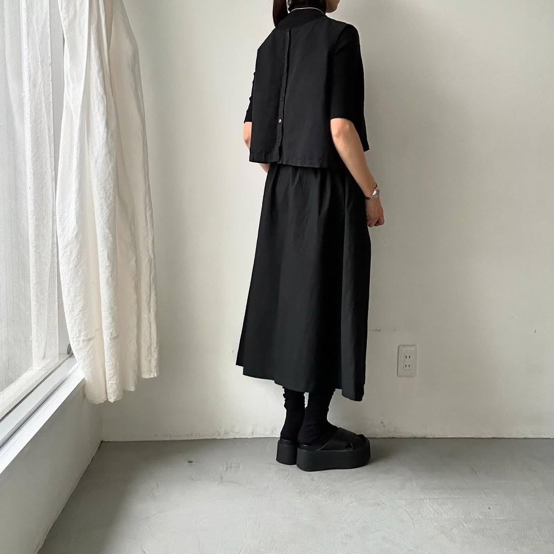 atelier naruse  ダウンプルーフコットンカットインポケットスカート　ブラック