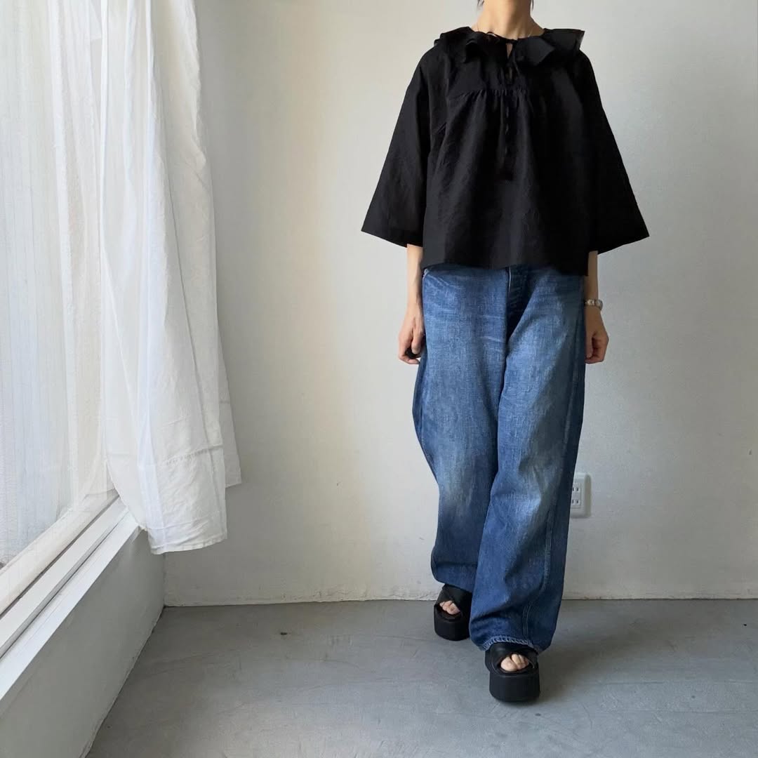 MAGALI コットンシルクブレイドフリルカラーブラウス　ブラック