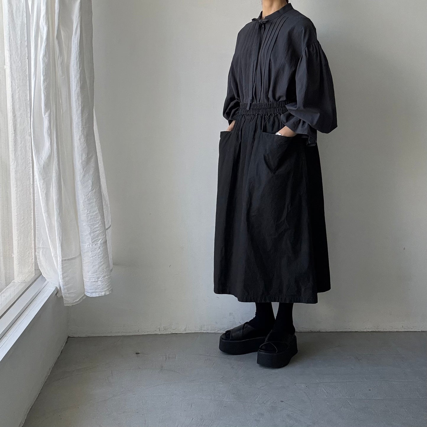 MAGALI  天日干しコットンボウタイブラウス