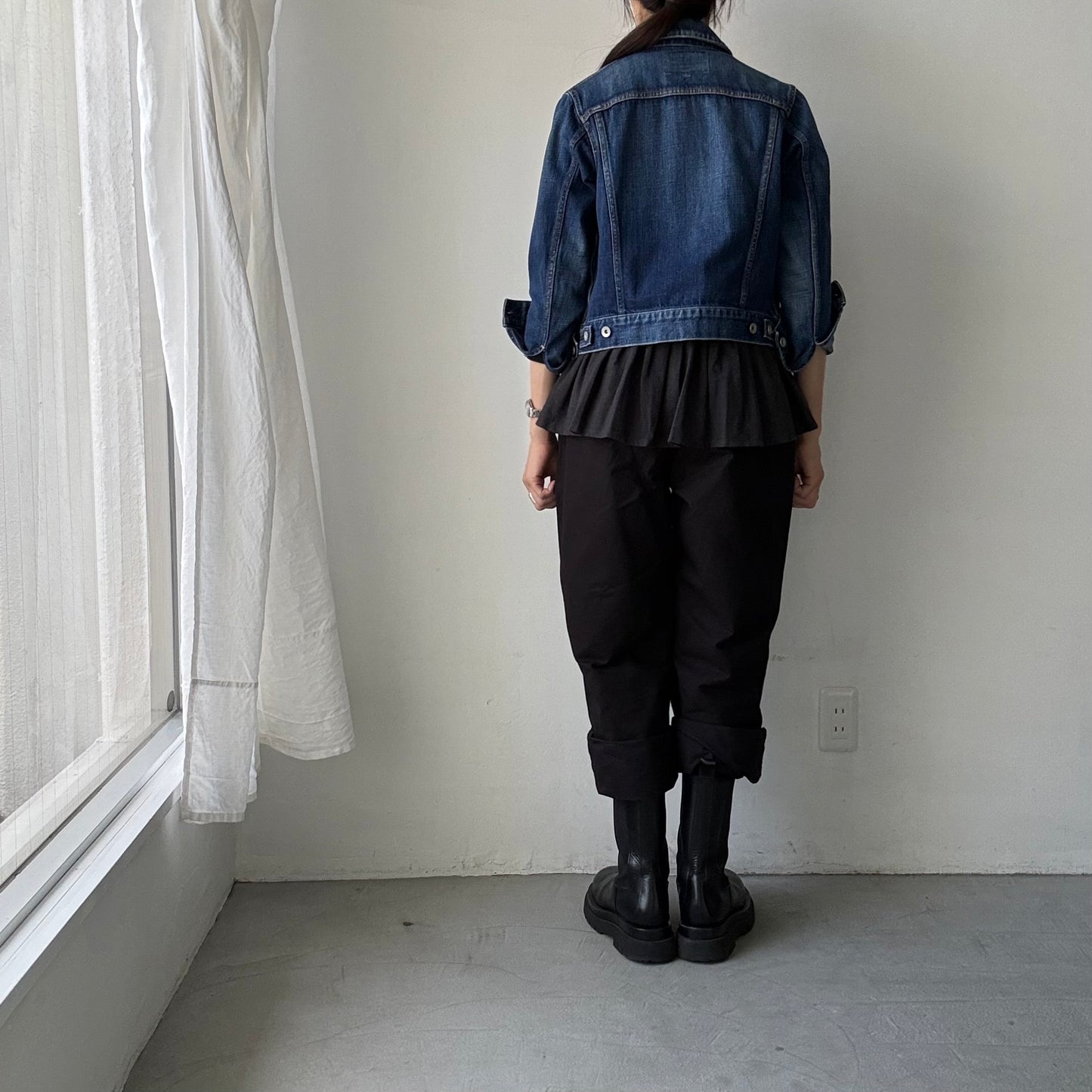 MAGALI   コットンリネンピンチェックペザントジレ