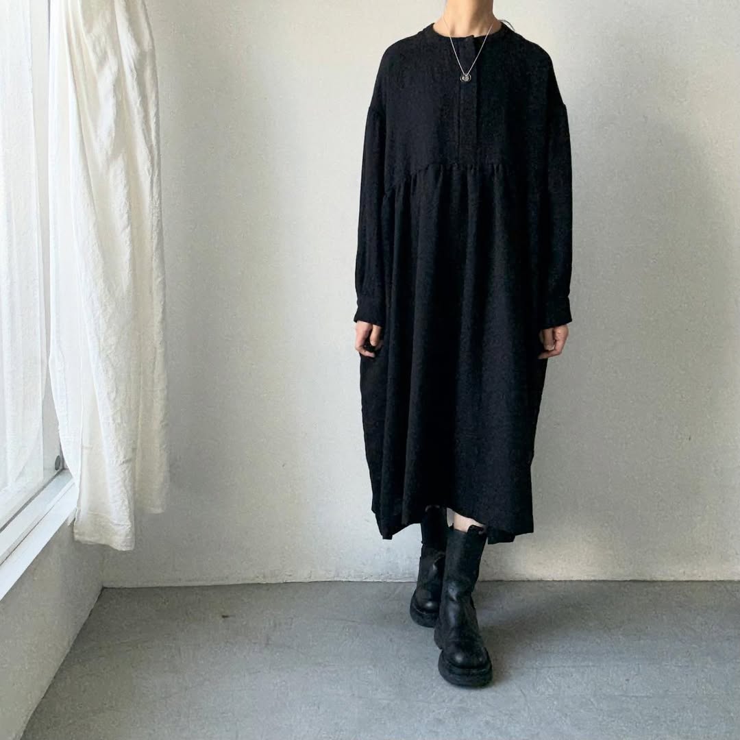 dui jujudhau  フライフロントドレス