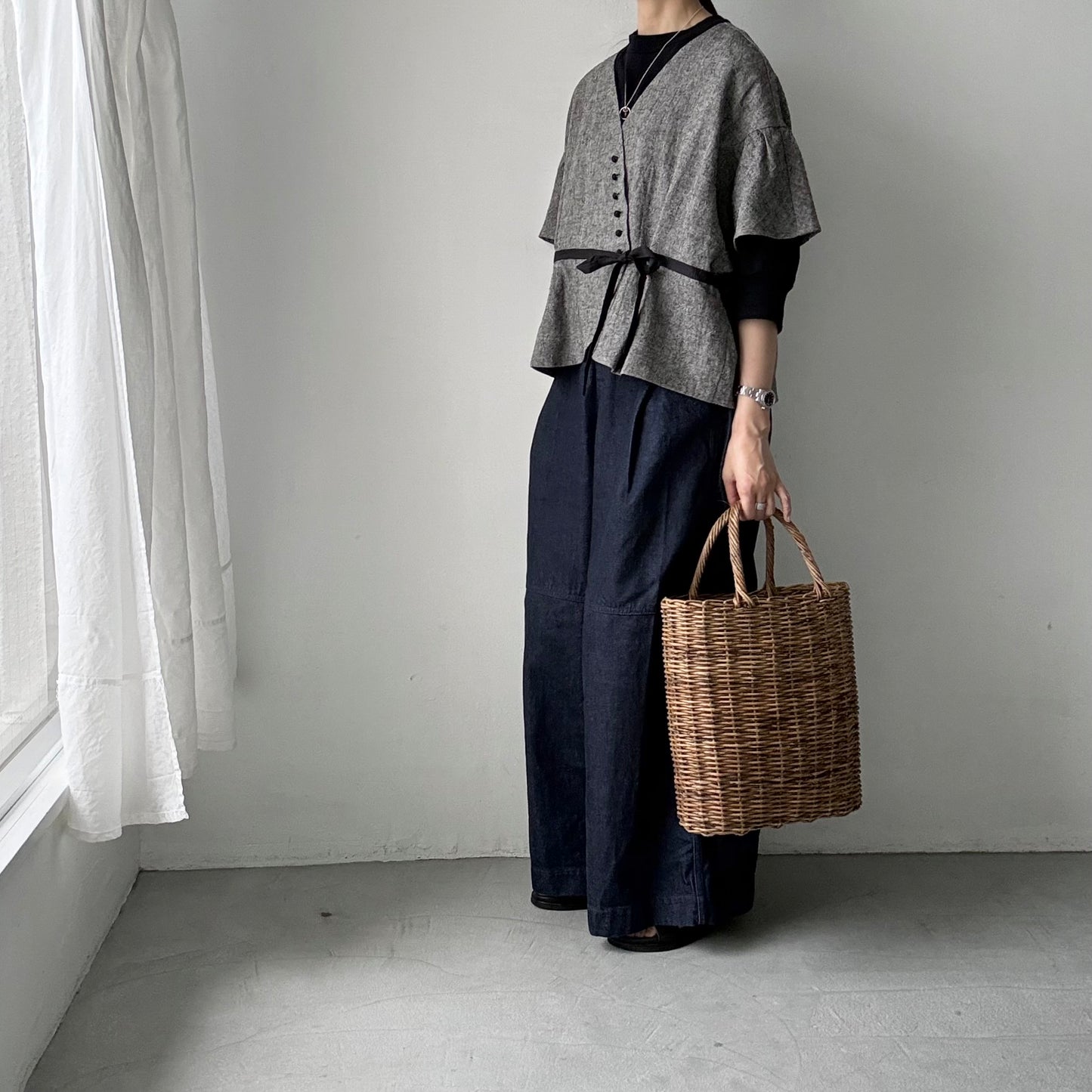 MAGALI  トリプルウォッシュリネンカシュクールジレ　フォグブラック