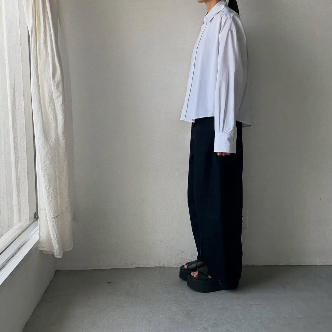 TENNE HANDCRAFTED MODERN レギュラーカラーシャツ