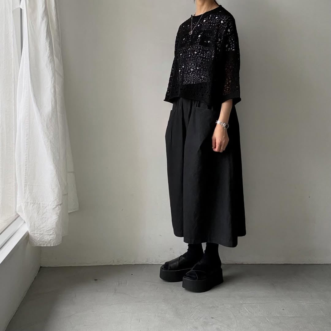 atelier naruse  スキャッタードホールニットプルオーバー