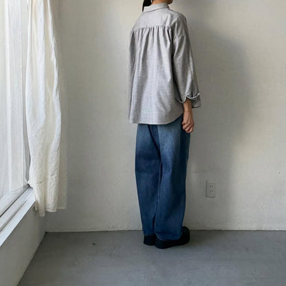 Linenya  コットンヤク丸襟長袖ブラウス　グレー