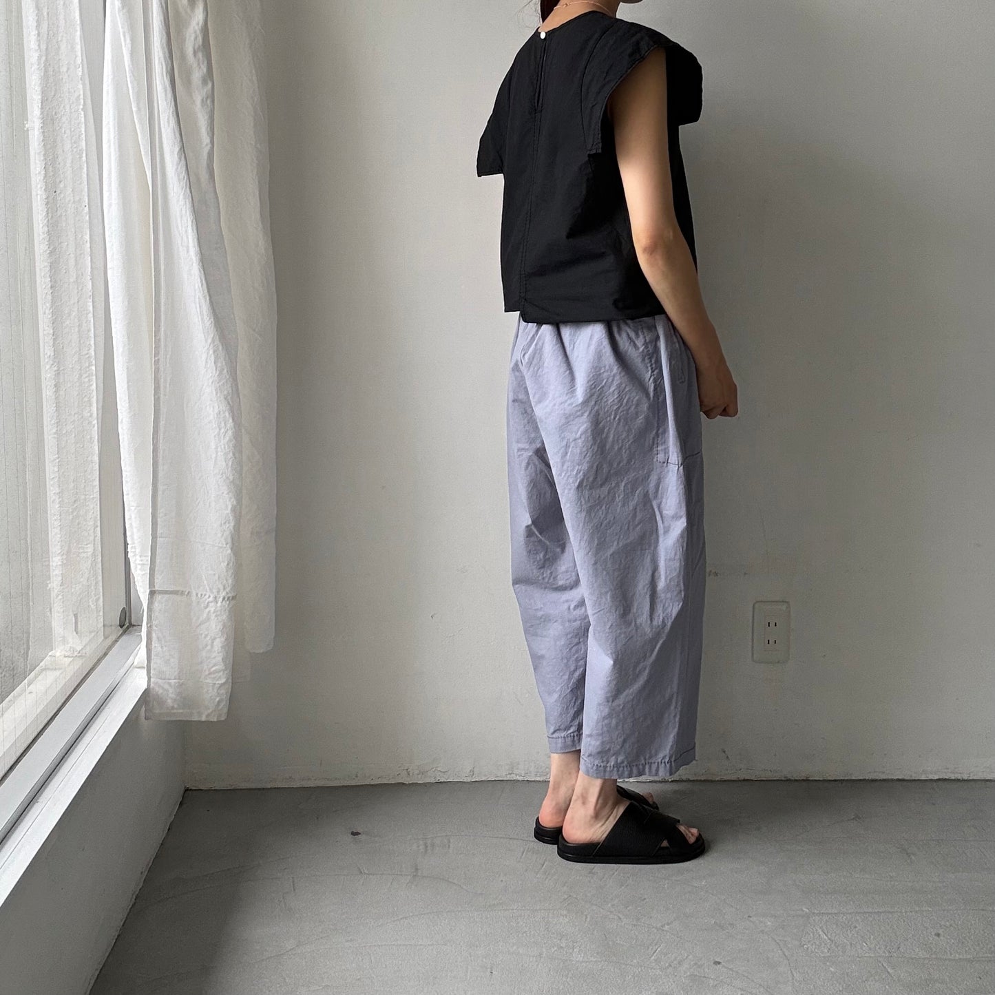 homspun パルキーシーチングギャザーパンツ　ブルーグレー