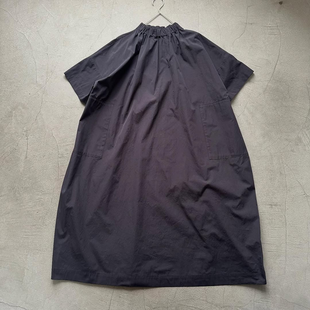 atelier d'antan Krallコットン半袖ドレス　ダークグレー