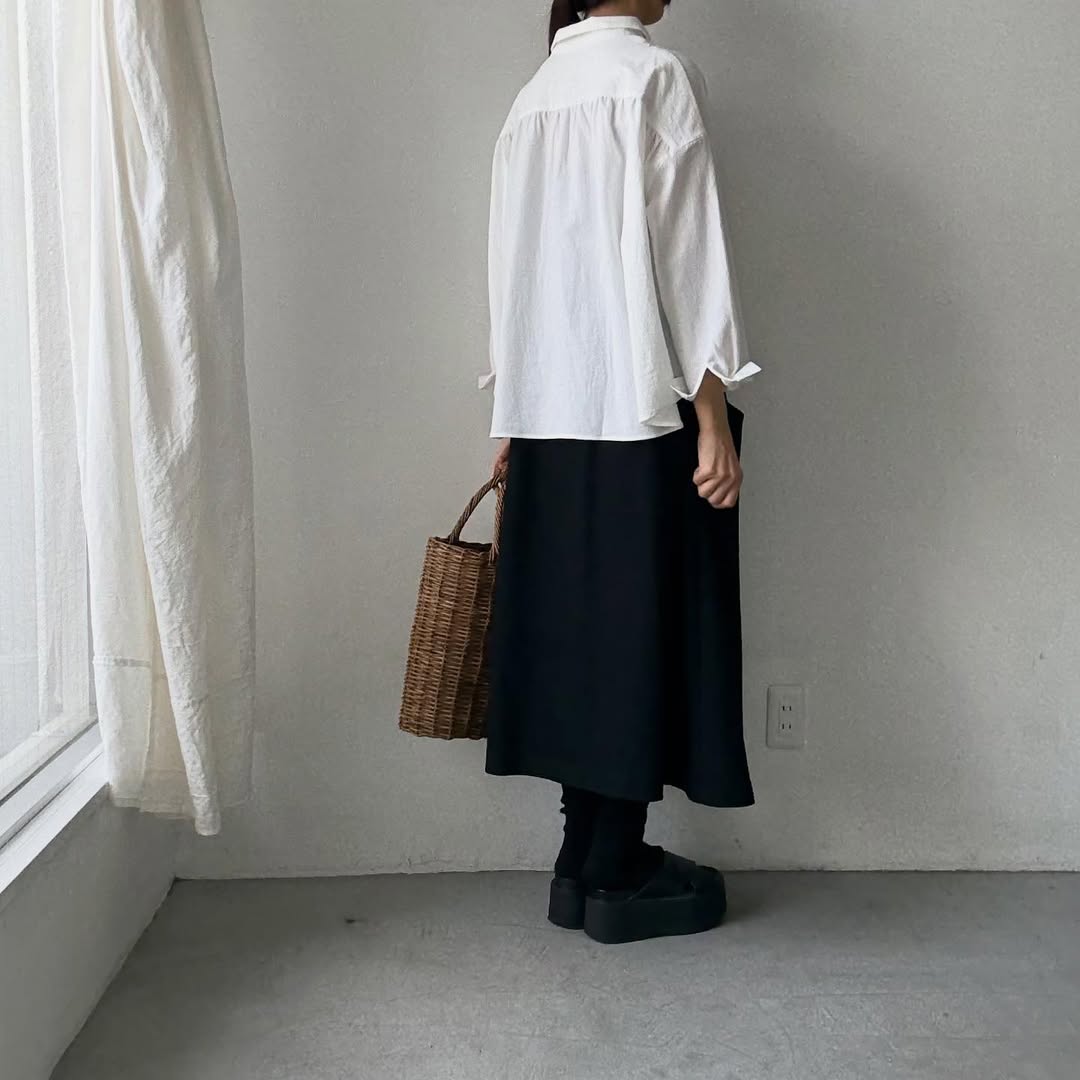 Linenya  コットン丸襟長袖ブラウス　ホワイト