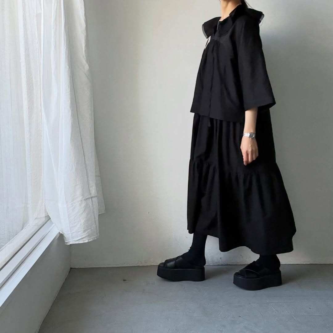 MAGALI コットンシルクブレイドフリルカラーブラウス　ブラック