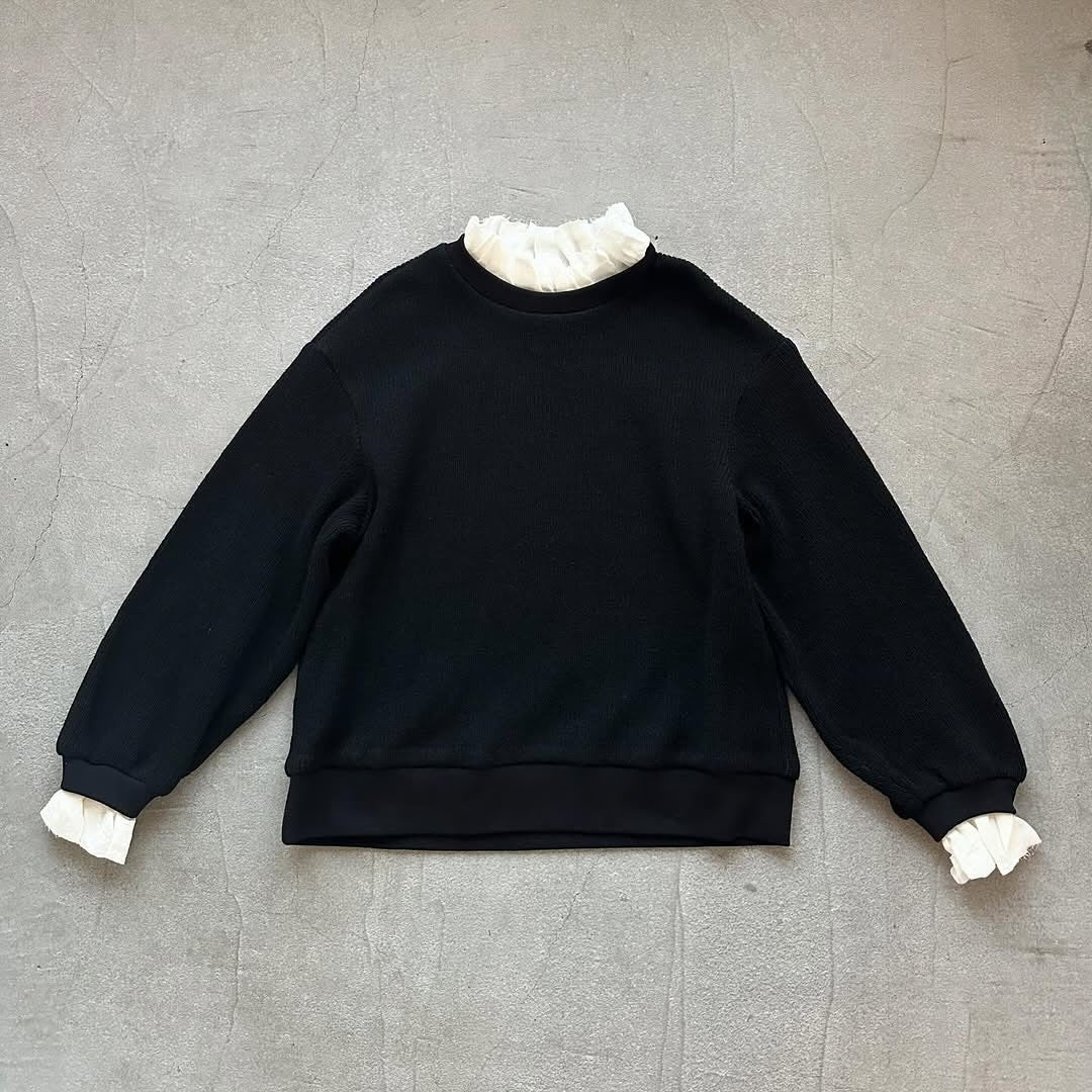 MAGALI クォーターニットフリルプルオーバー