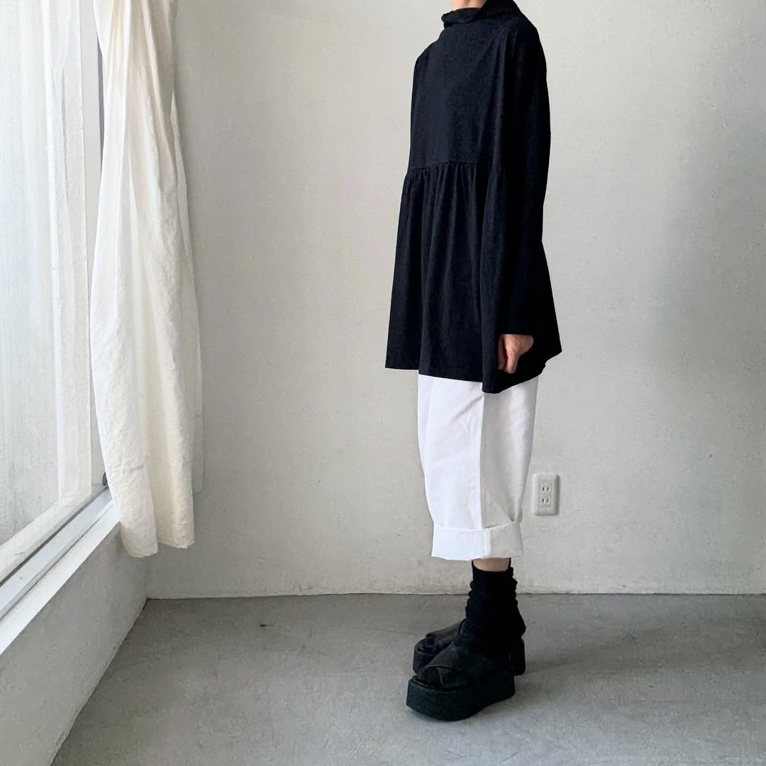 homspun 天竺ハイネックギャザープルオーバー
