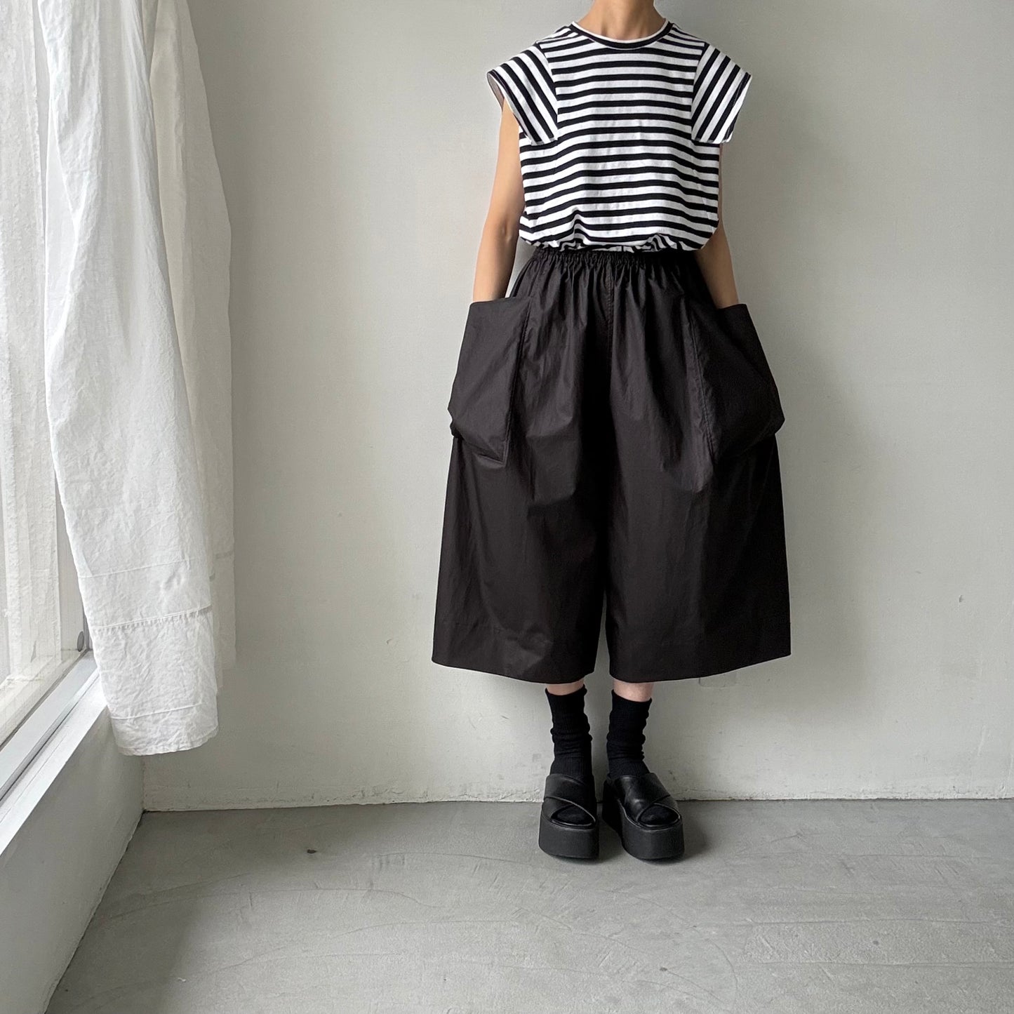TENNE HANDCRAFTED MODERN ビッグポケットキュロット　ブラック