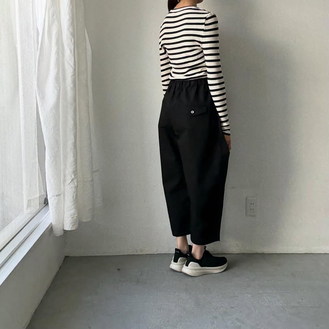 ゴーシュ  オーガニックダックコットンストレートラインパンツ　ブラック