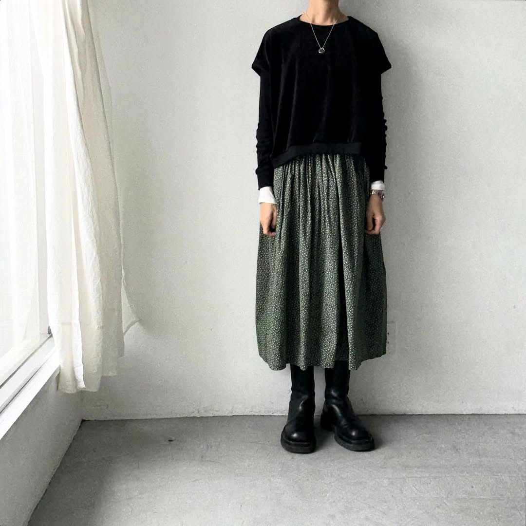 Linenya  ベロアベスト