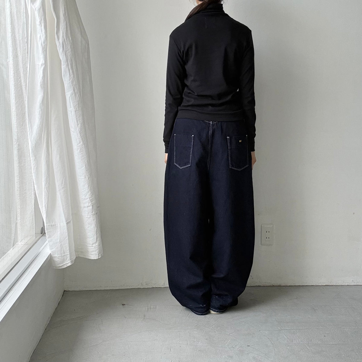 MAGALI コットンウールハイネックカットソー　ブラック