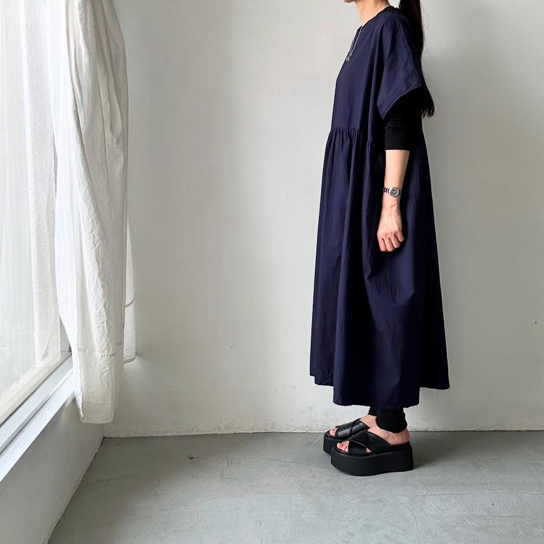 homspun コンパクトウェザービッグギャザーワンピース　ネイビー