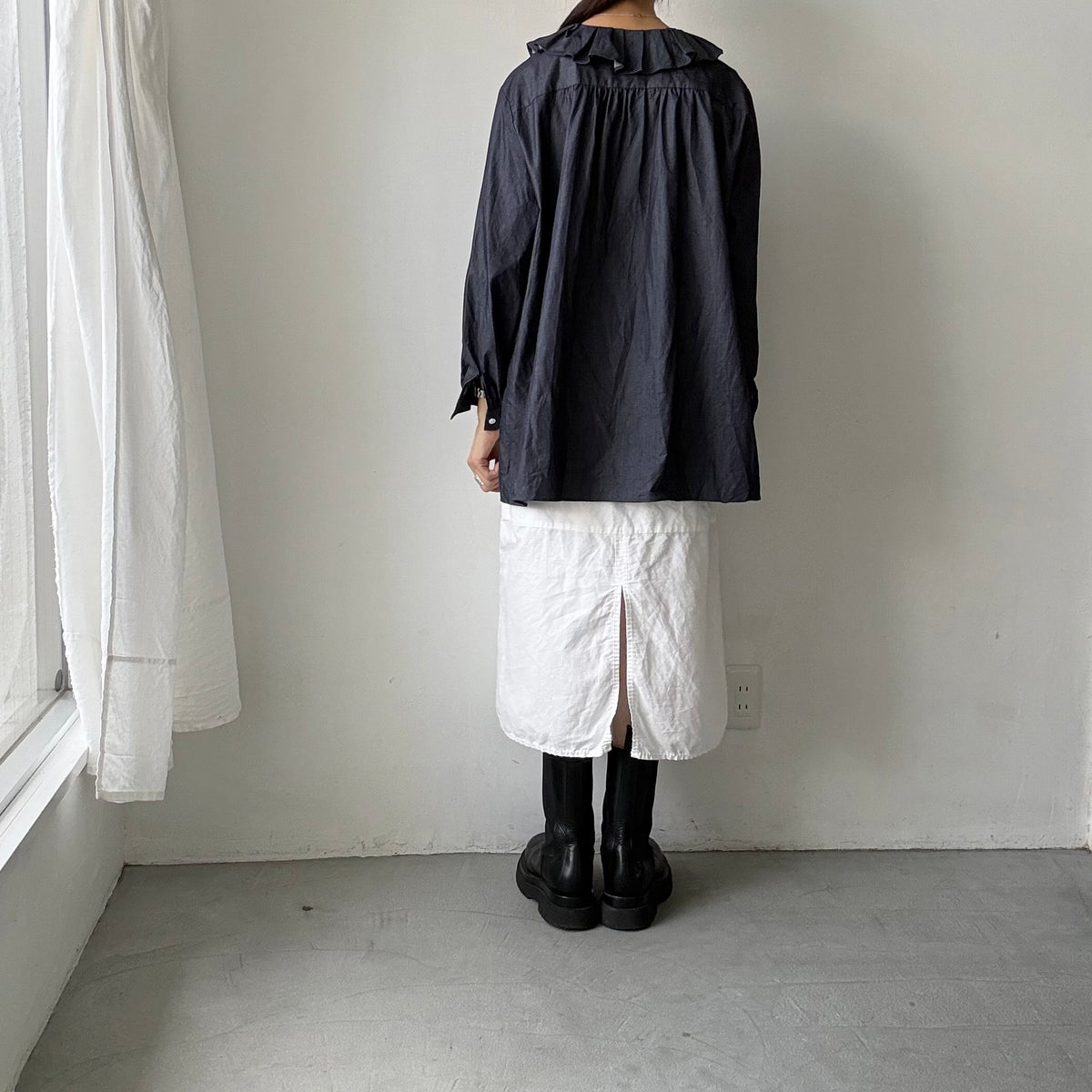 🔵金曜日入荷分予約受付中🔵Linenya  ラッフルシャツ　デニム