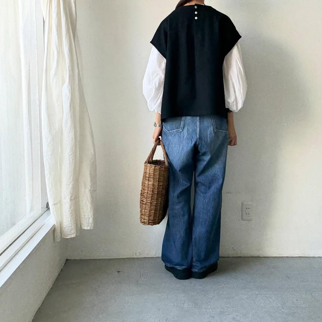 Linenya  ウールベスト　ブラック