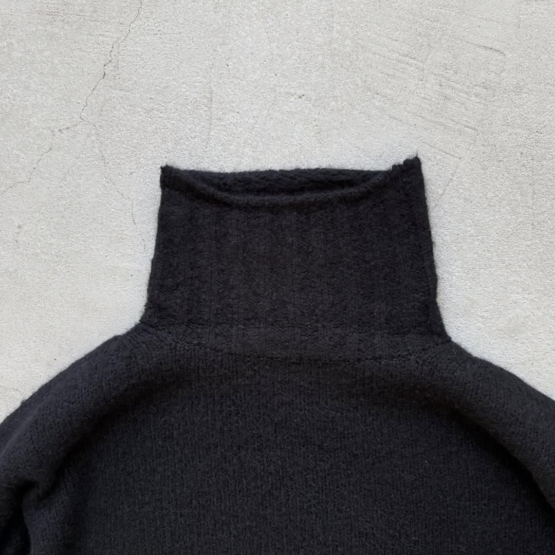 R&D.M.Co カシミアメリノハイネックセーター