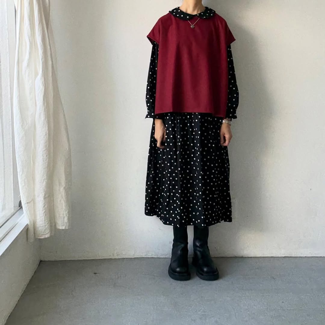 Linenya  ウール混ベスト　レッド