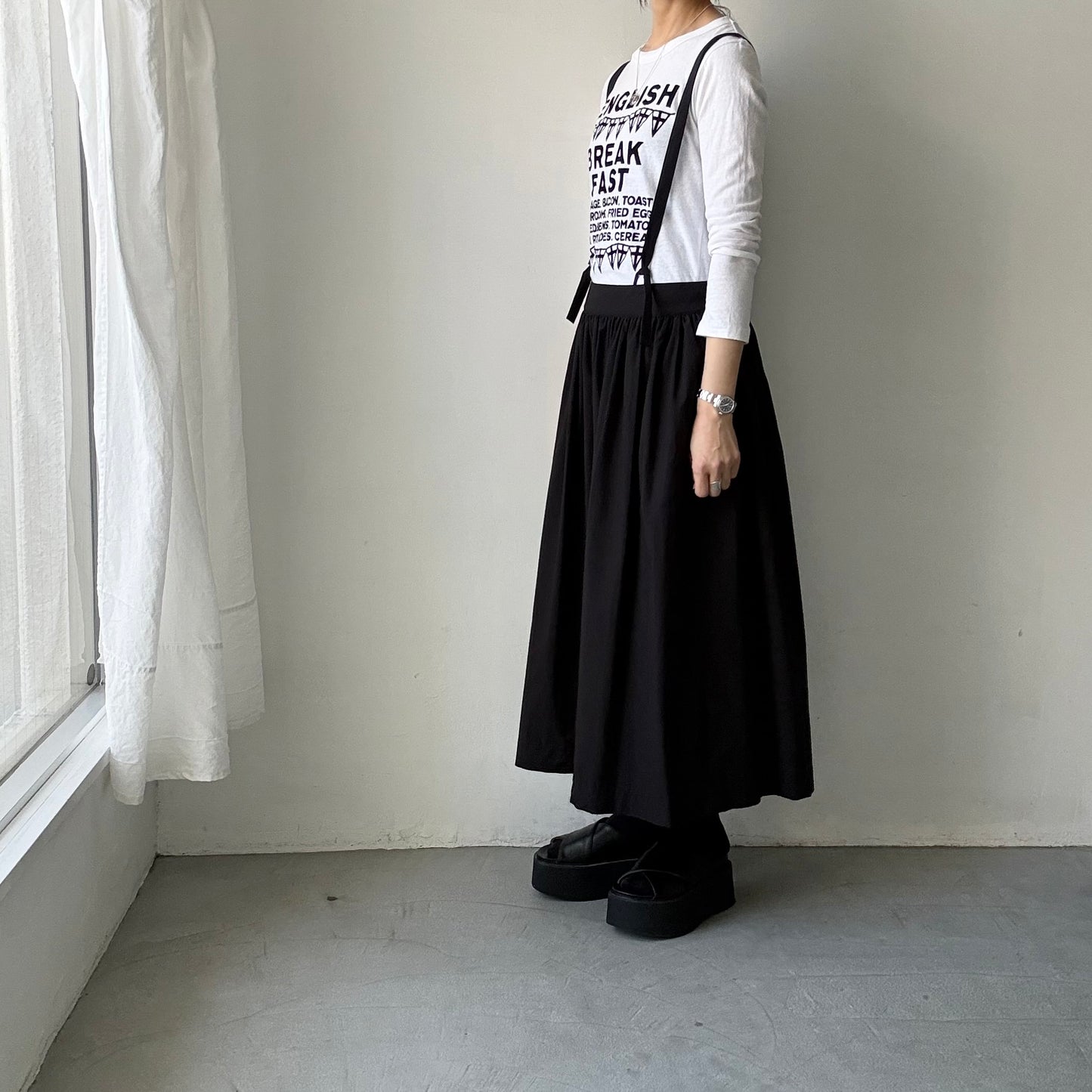 atelier naruse  コットンサスペンダースカート