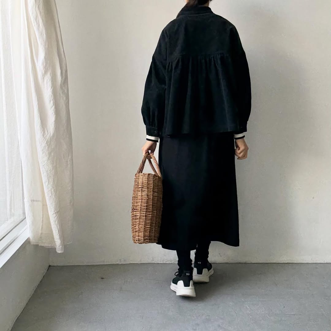 Linenya  長袖スタンドカラーブラウス　ブラック