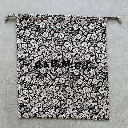 R&D.M.Co  ワイルドベリーリネンドローストリングバッグラージ　ブラック×フラックス