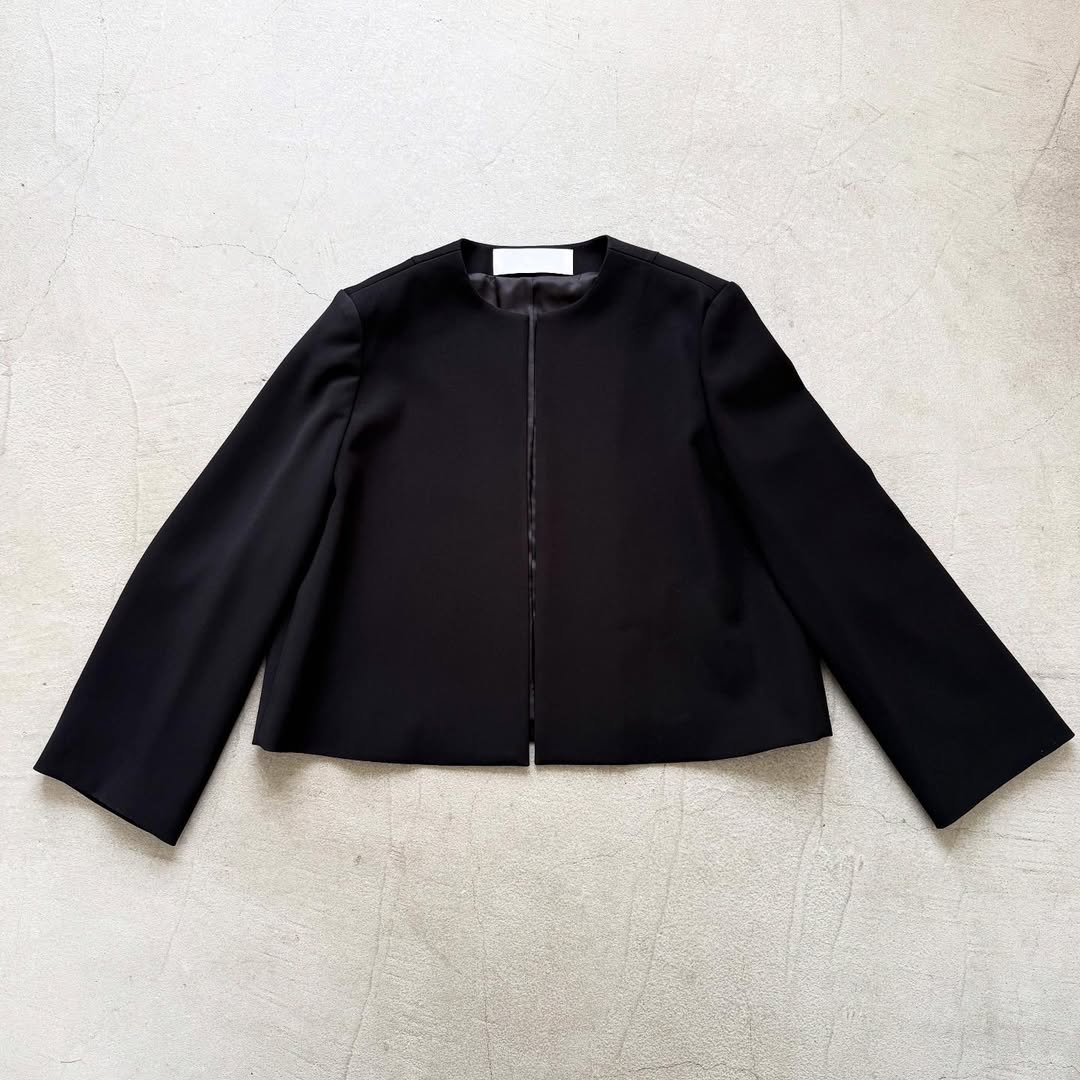 saqui ノーカラージャケット – blanc