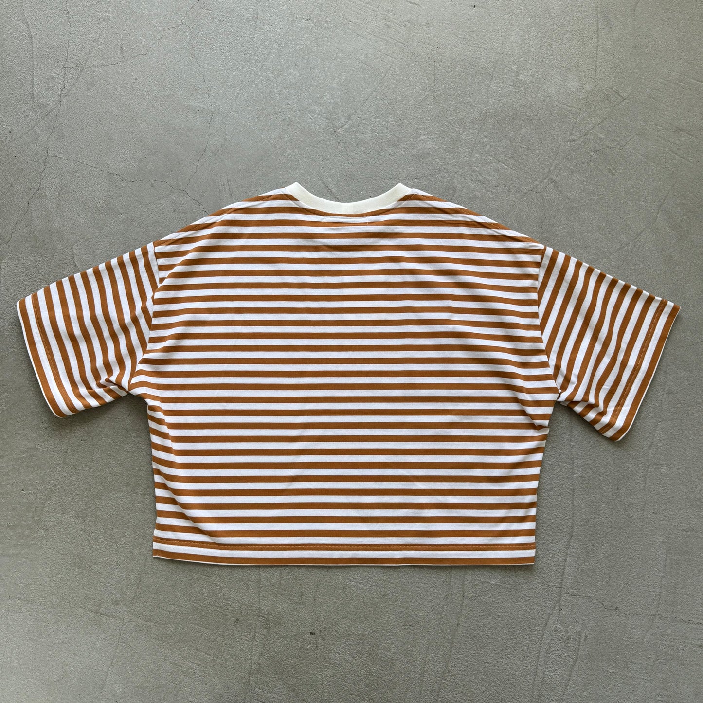 atelier naruse  コットンボーダー半袖カットソー　ブラウン
