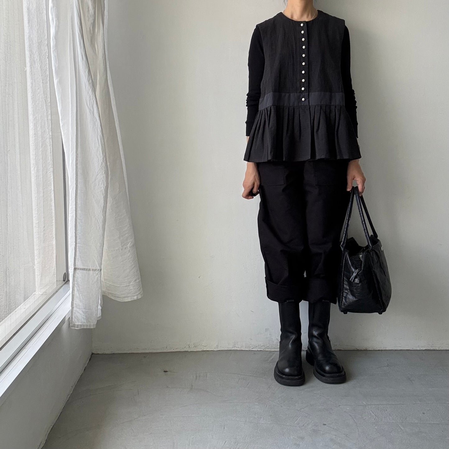 MAGALI   コットンリネンピンチェックペザントジレ