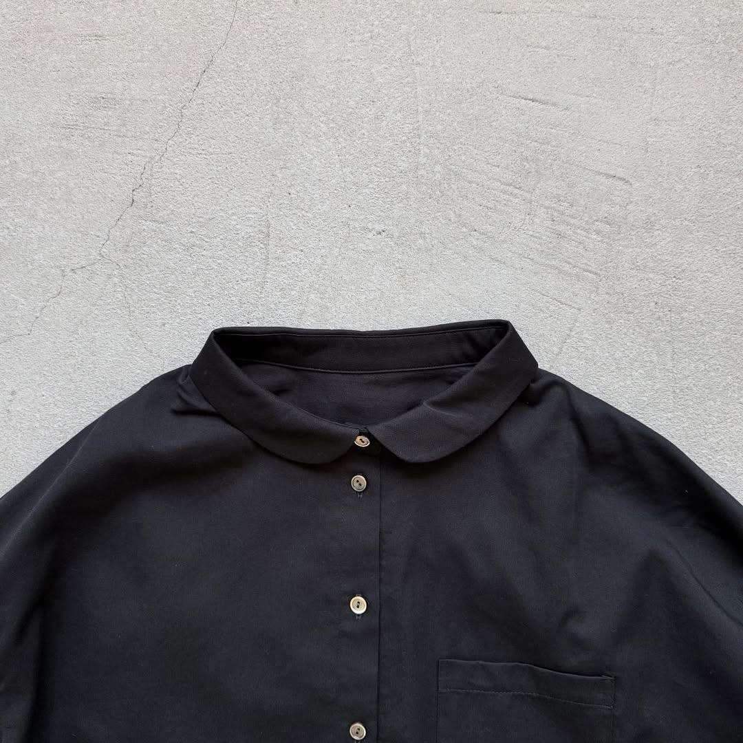 Linenya  コットン丸襟長袖ブラウス　ブラック