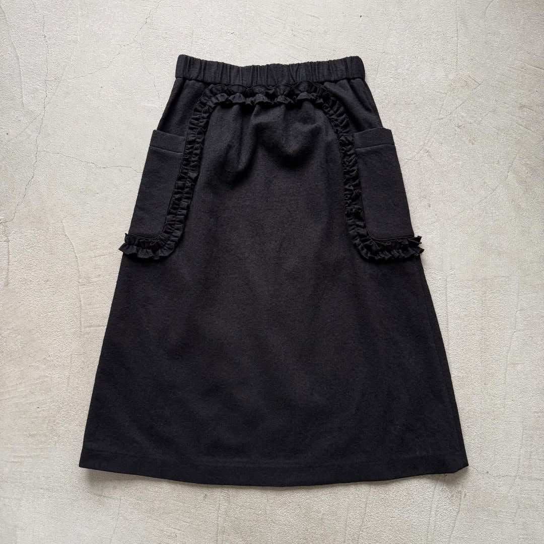 R&D.M.Co  コットンウールフリルデコレーションスカート　ブラック