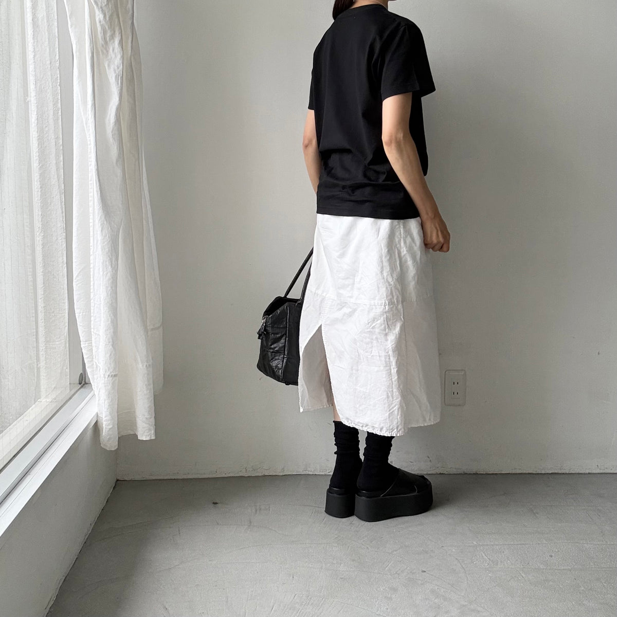 OLDMANS TAILOR   ブラシストロークプリント半袖Tシャツ　ブラック