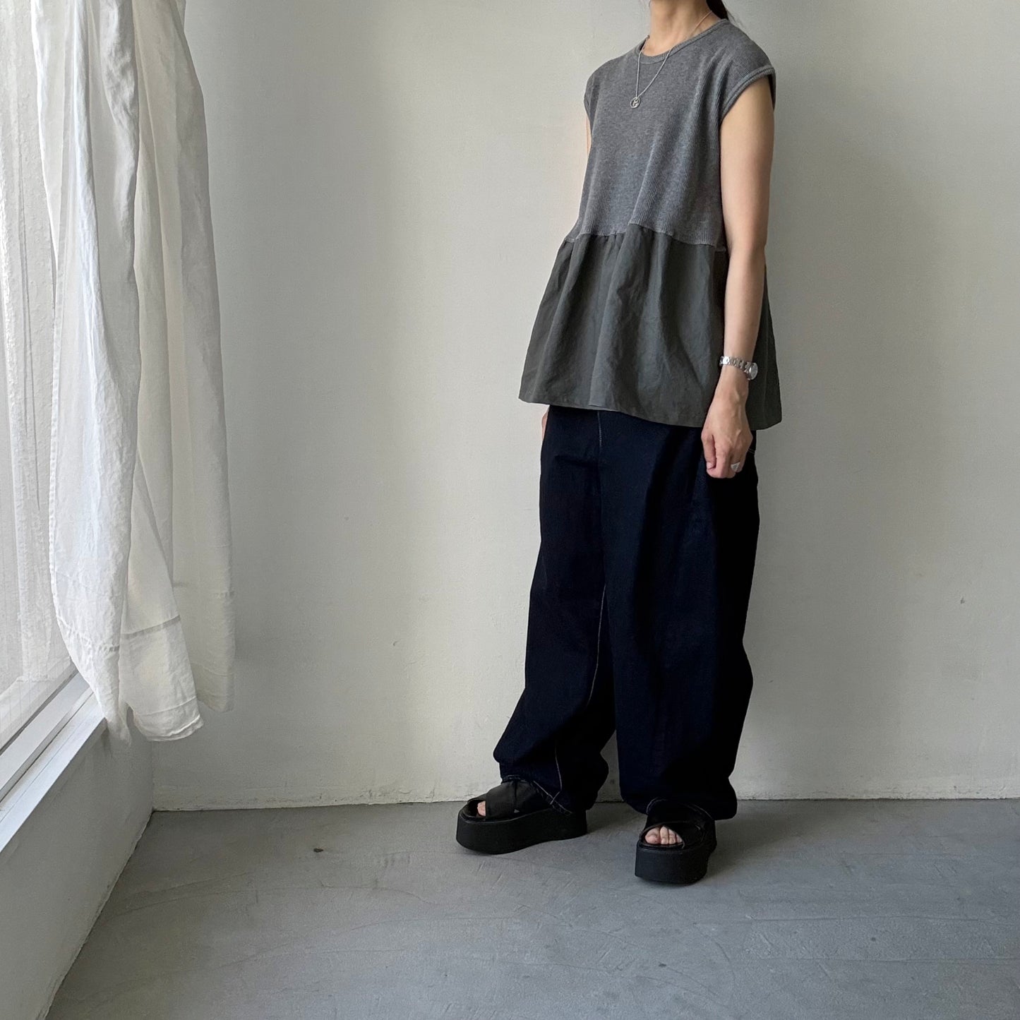 homspun  ワッフルノースリーブプルオーバー　トップグレー×グリーン