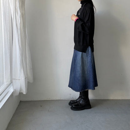 atelier naruse ウールタートルネックニット　ブラック×袖口ピンク