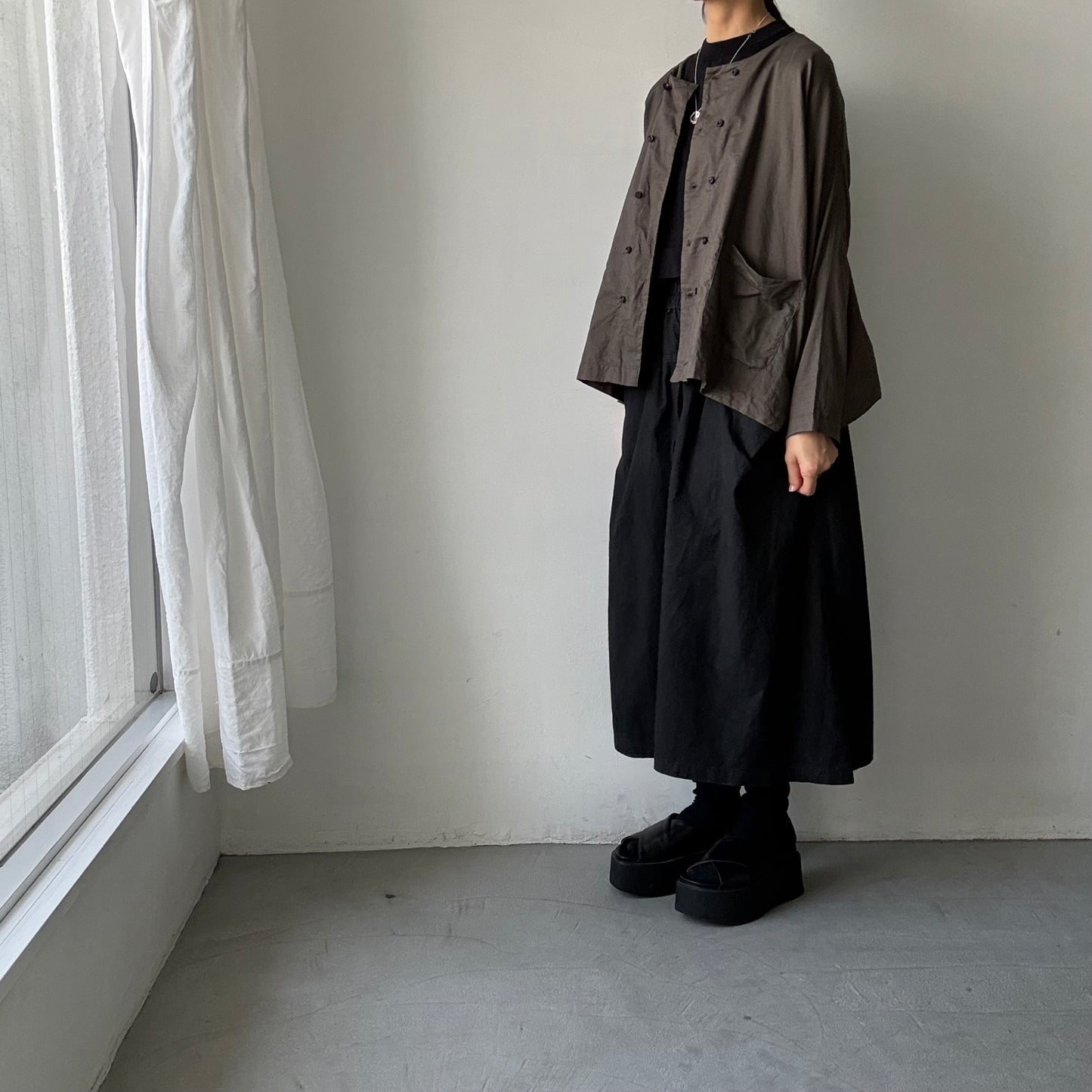 jujudhau コットンダブルボタンシャツ