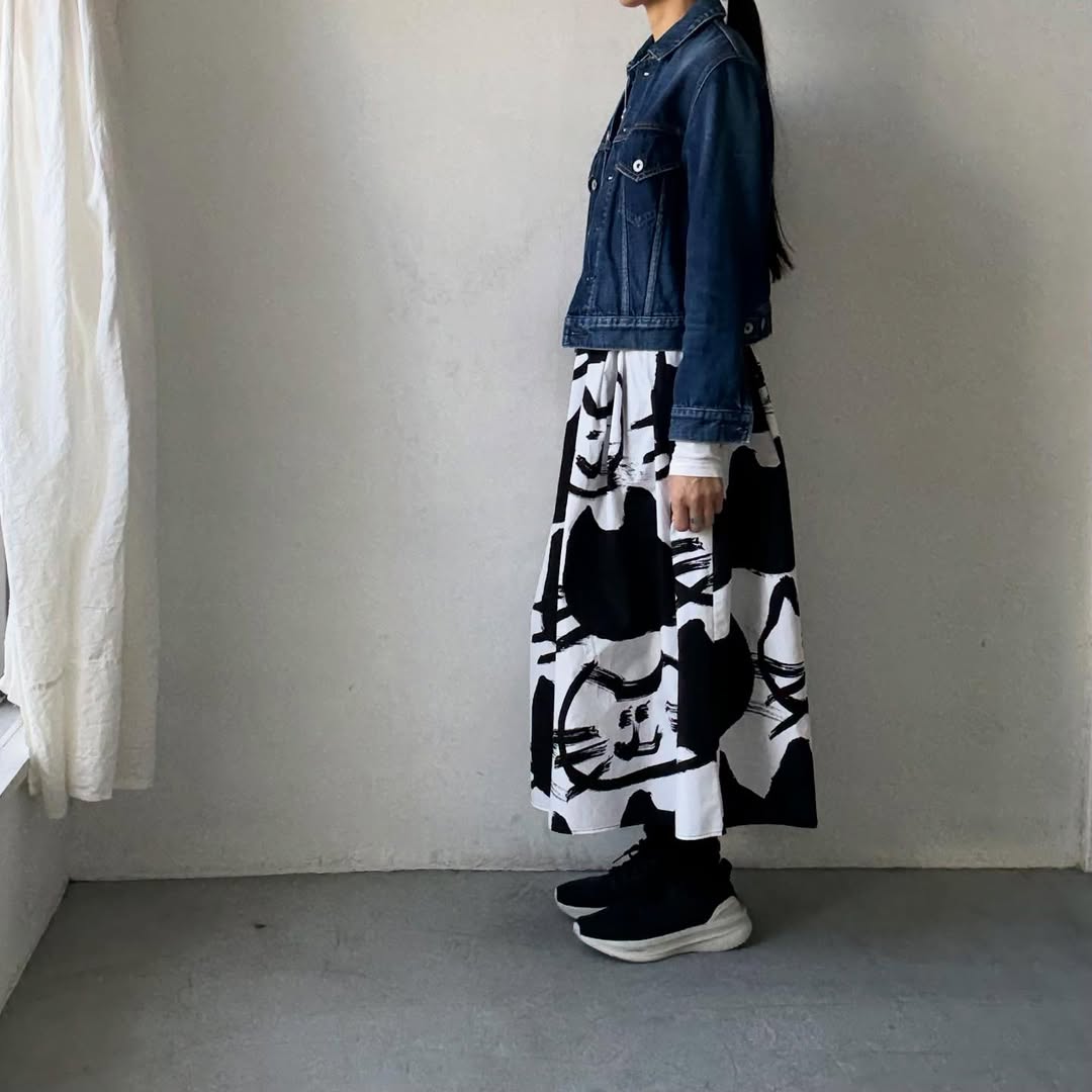 ayanoguchiaya　ネコ柄タックワイドスカート(blanc別注)