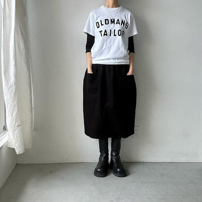 OLDMANS TAILOR OMTフロッキープリントロゴ半袖Tシャツ　ホワイト×ブラック
