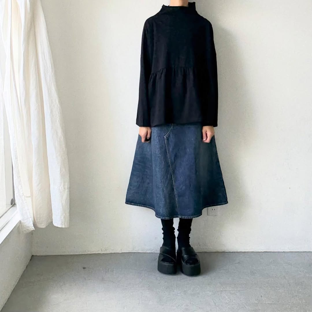 homspun 天竺ハイネックギャザープルオーバー　ブラック
