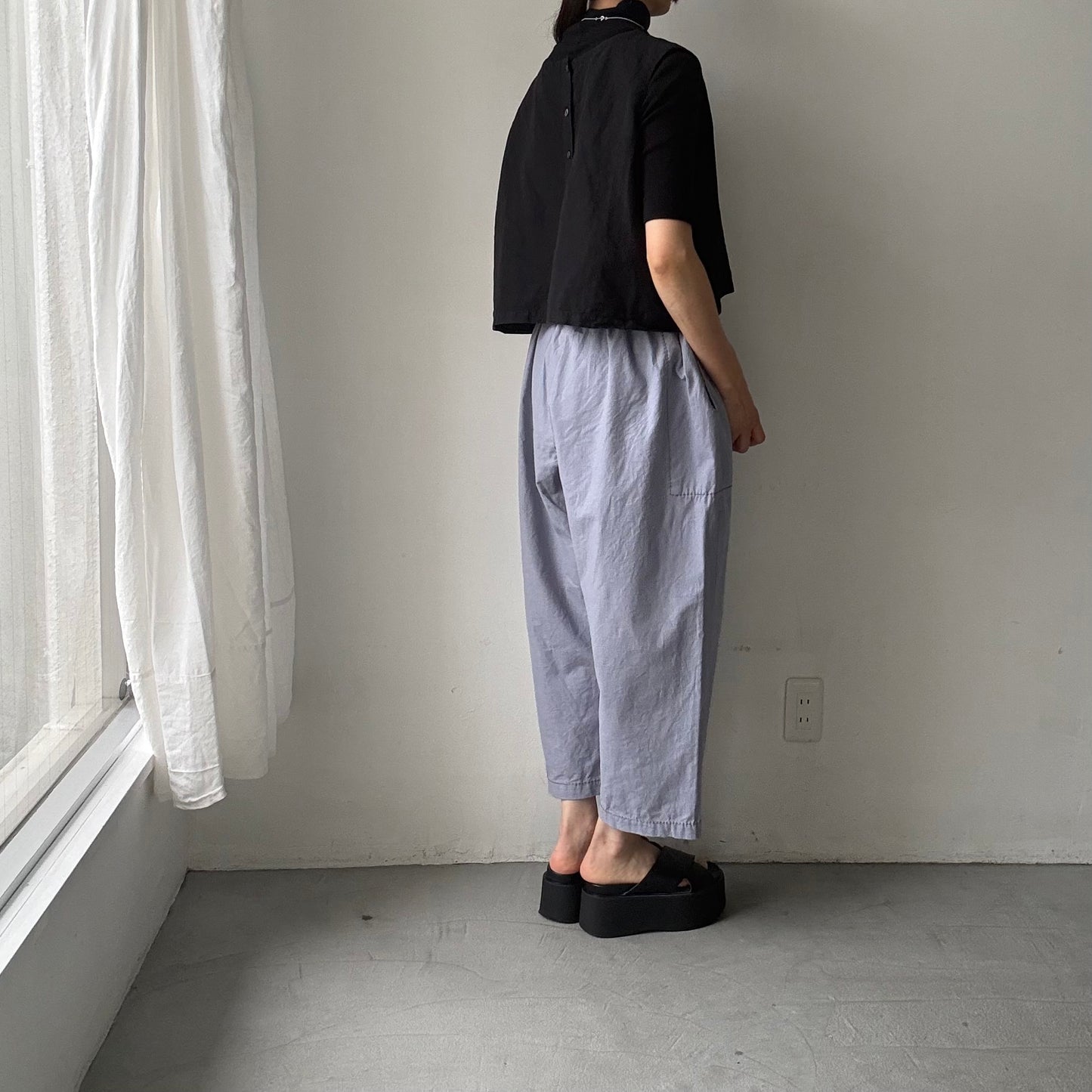 homspun パルキーシーチングギャザーパンツ　ブルーグレー