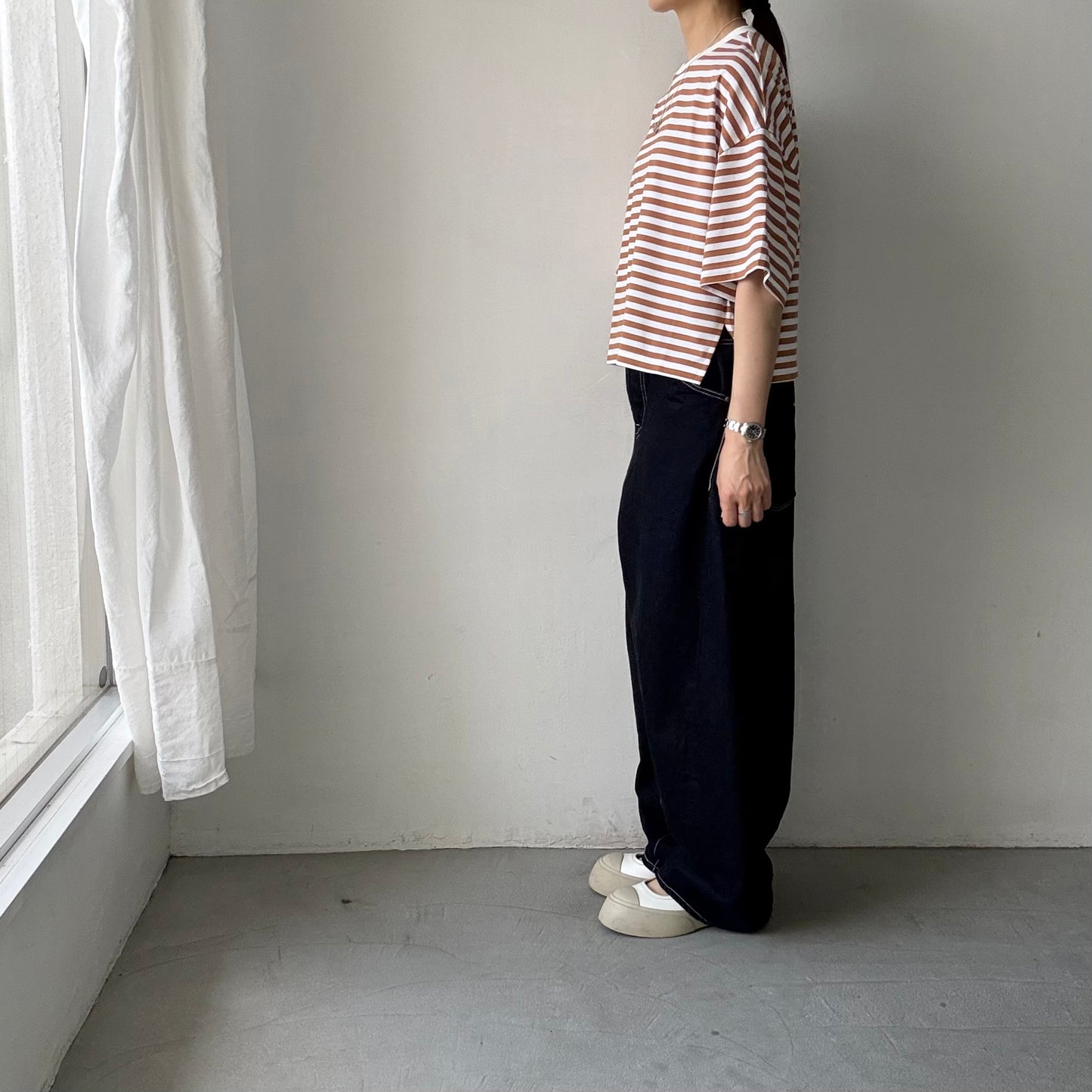 atelier naruse  コットンボーダー半袖カットソー　ブラウン