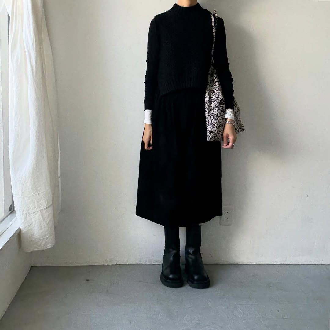 R&D.M.Co  ワイルドベリーリネンドローストリングバッグラージ　ブラック×フラックス