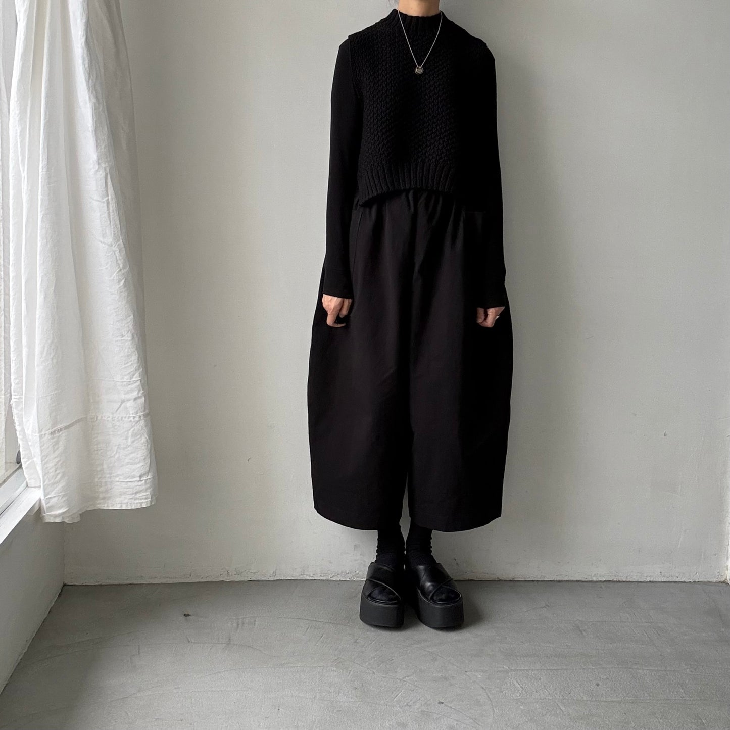 atelier d'antan Perriereコットンワイドパンツ　ブラックsize1