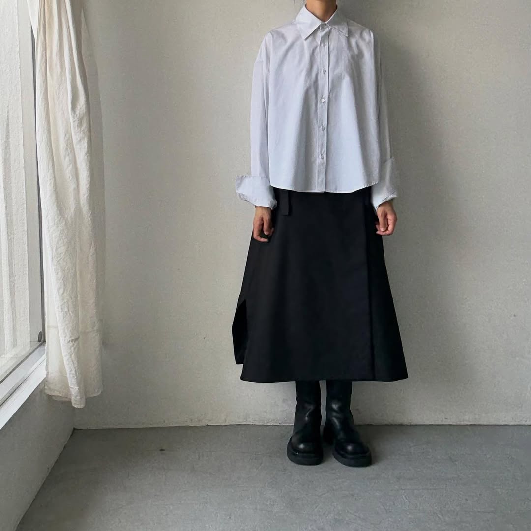 TENNE HANDCRAFTED MODERN レギュラーカラーシャツ