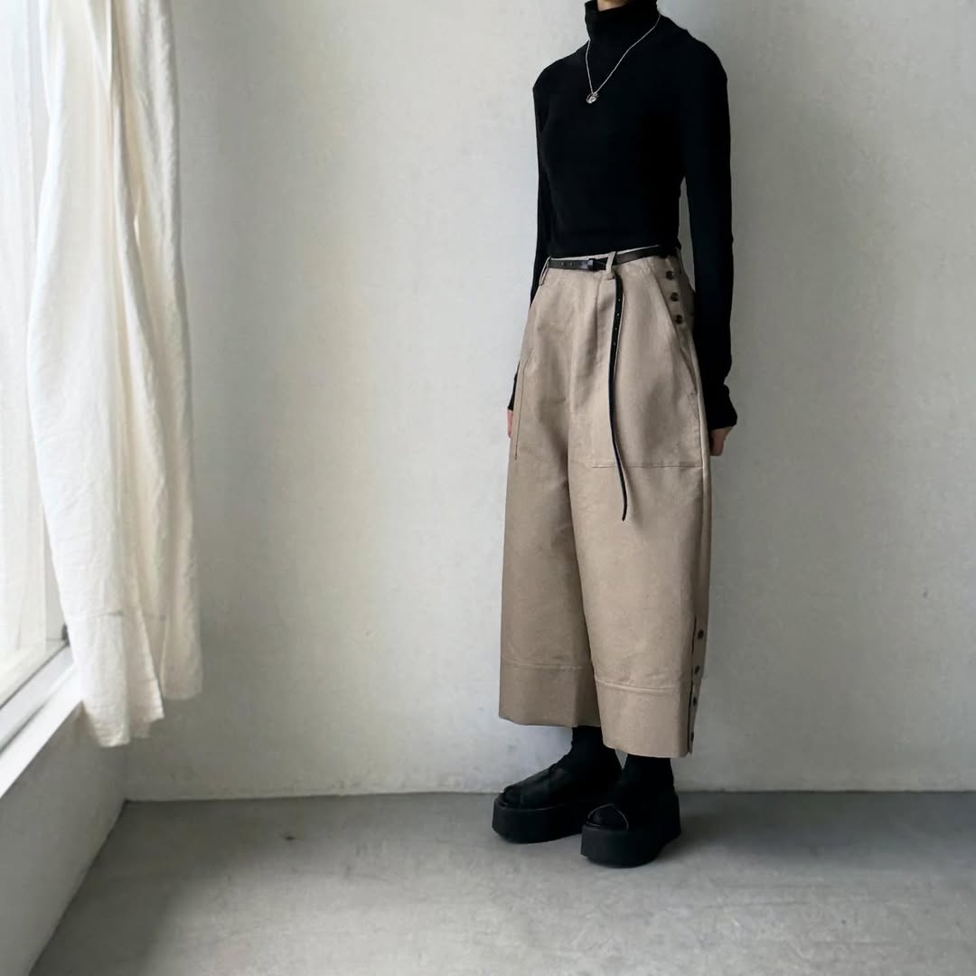 TENNE HANDCRAFTED MODERN オーバーオールパンツ　カーキ